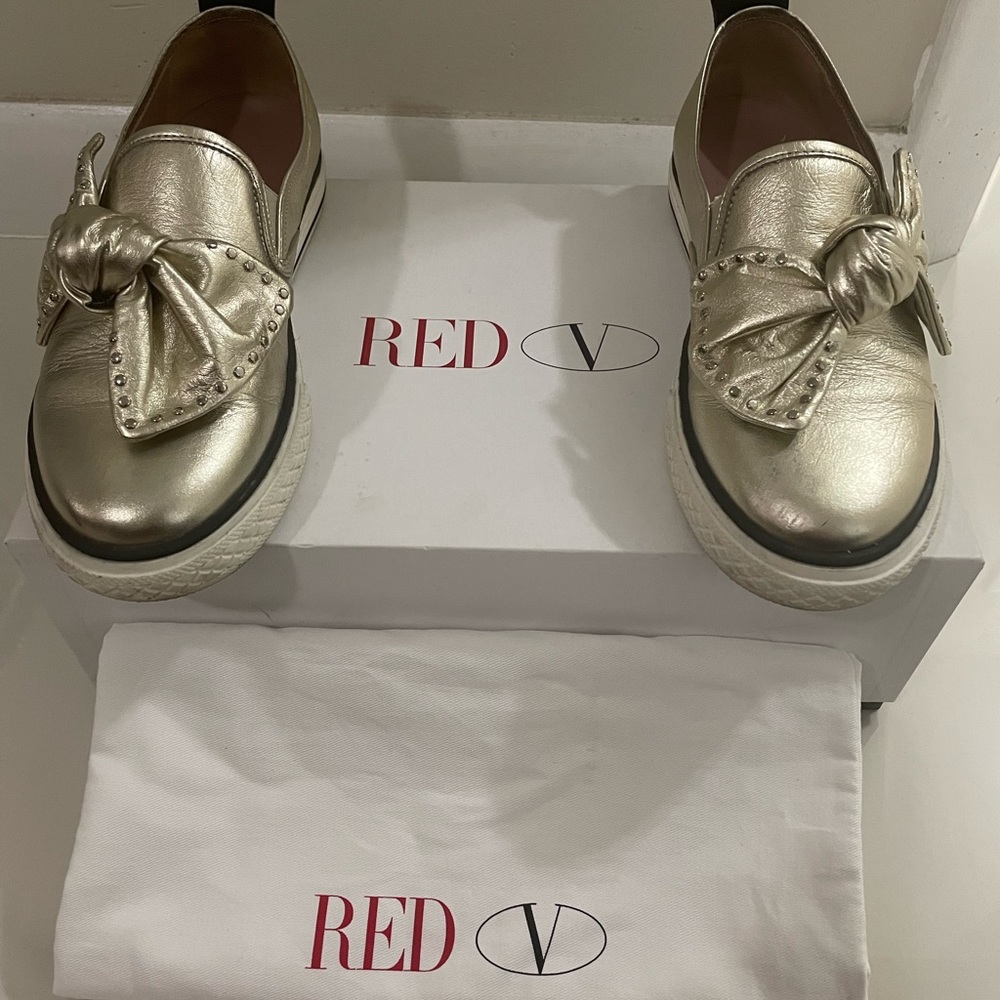 Red v